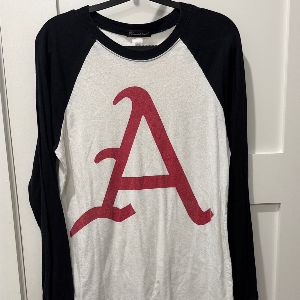 Arkansas Razorback’s Houndstooth Long Sleeve Tee with Hog College Game Day S